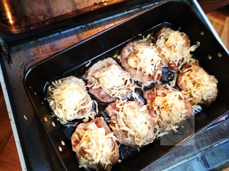 Готовое мясо по-французски