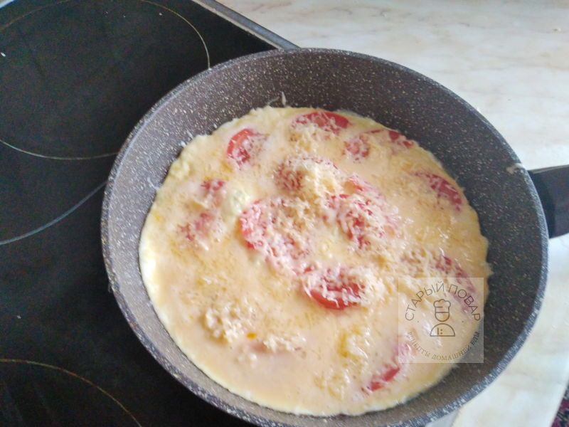 Выкладываем помидоры