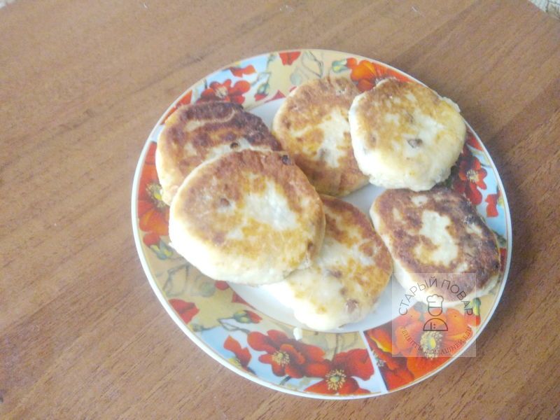Сырники с изюмом