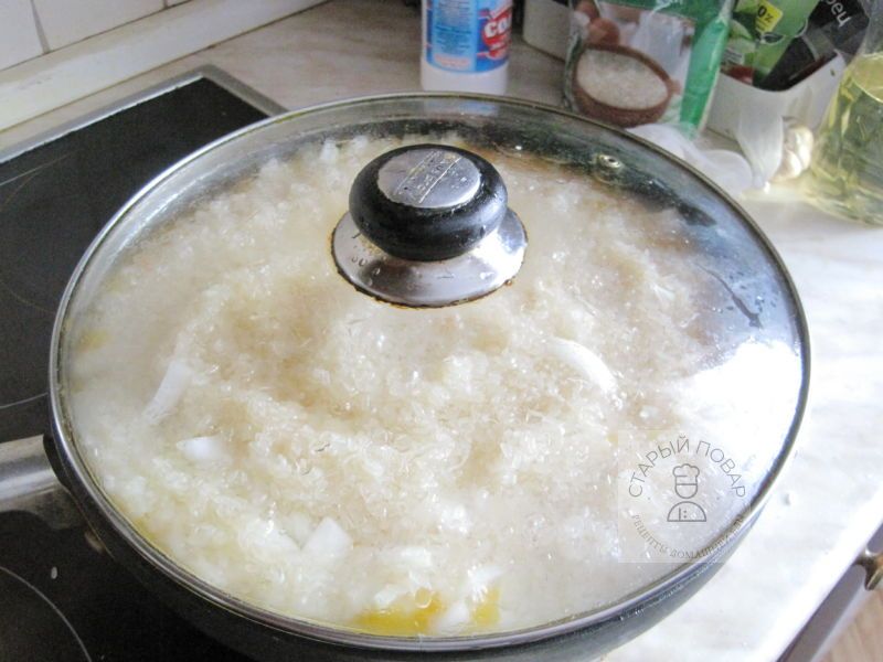 Накрываем крышкой и готовим